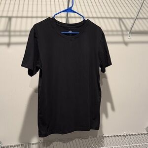 ALO Yoga Classic Black Short Sleeve Tee